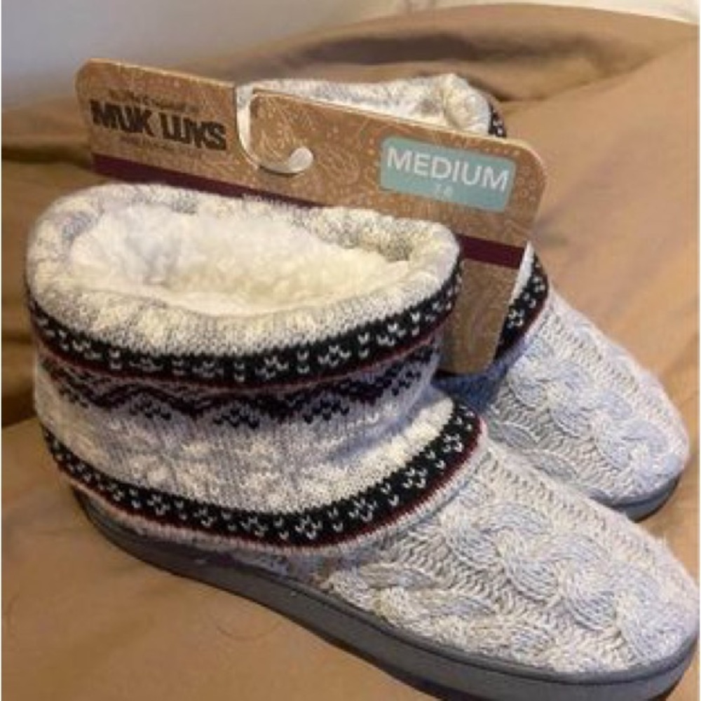 Brand new Muk luk slippers boots
